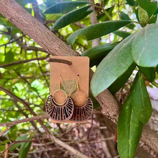 Sol Crest (Gold + Walnut)